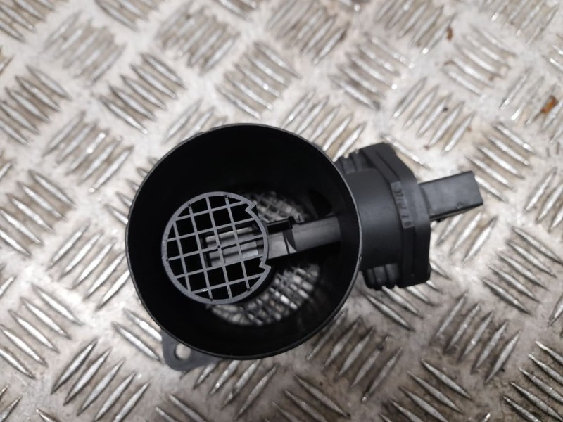 Recambio de caudalimetro para skoda octavia berlina (1z3) elegance referencia OEM IAM 038906461B 0281002531 BOSCH