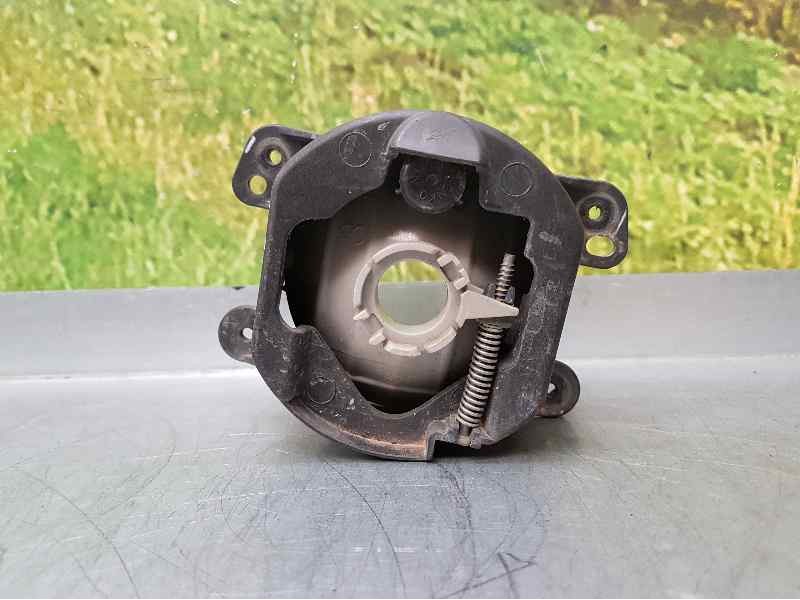 Recambio de faro antiniebla derecho para jeep gr.cherokee (wk) 3.0 crd limited referencia OEM IAM   