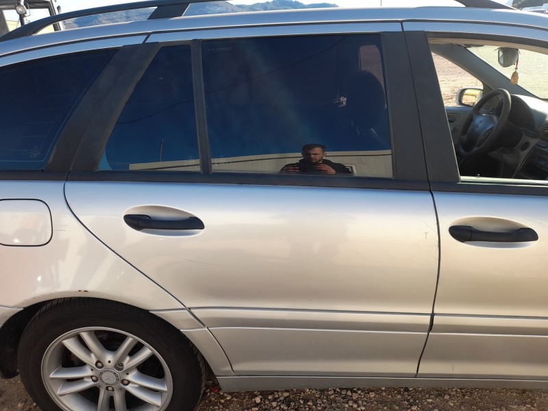 Recambio de puerta trasera derecha para mercedes-benz clase c t-model (s203) c 220 cdi (203.206) referencia OEM IAM 203730080567