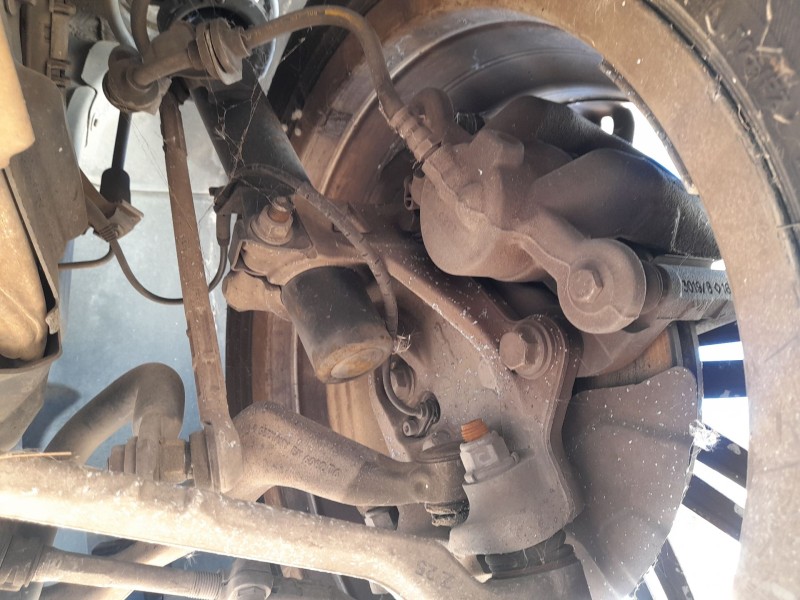 Recambio de mangueta delantera derecha para bmw 1 (e81) 118 d referencia OEM IAM 31216793924  