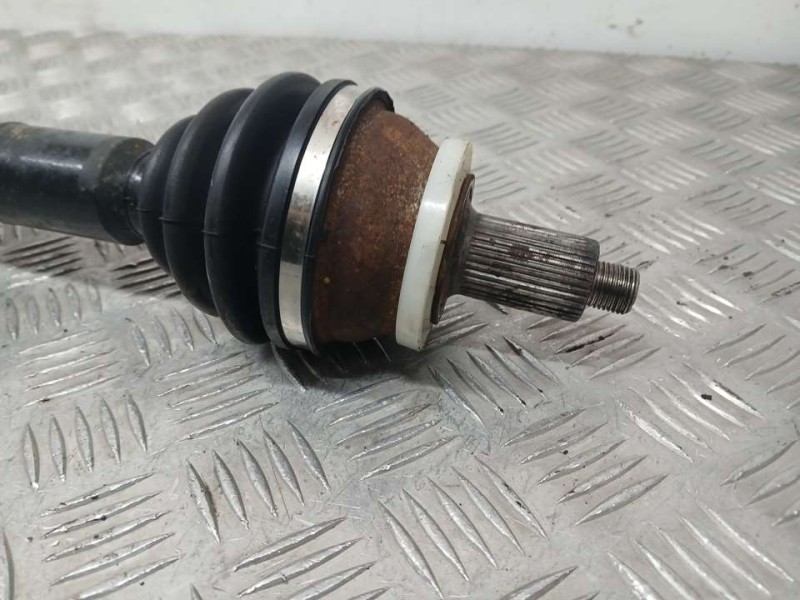 Recambio de transmision delantera derecha para seat ibiza (6l1) stella referencia OEM IAM 6Q0407272BD  