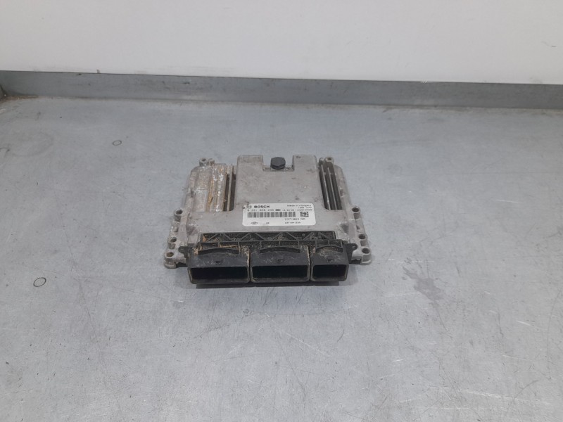 Recambio de centralita motor uce para renault clio iv (bh_) 1.5 dci 90 referencia OEM IAM 237106319R  