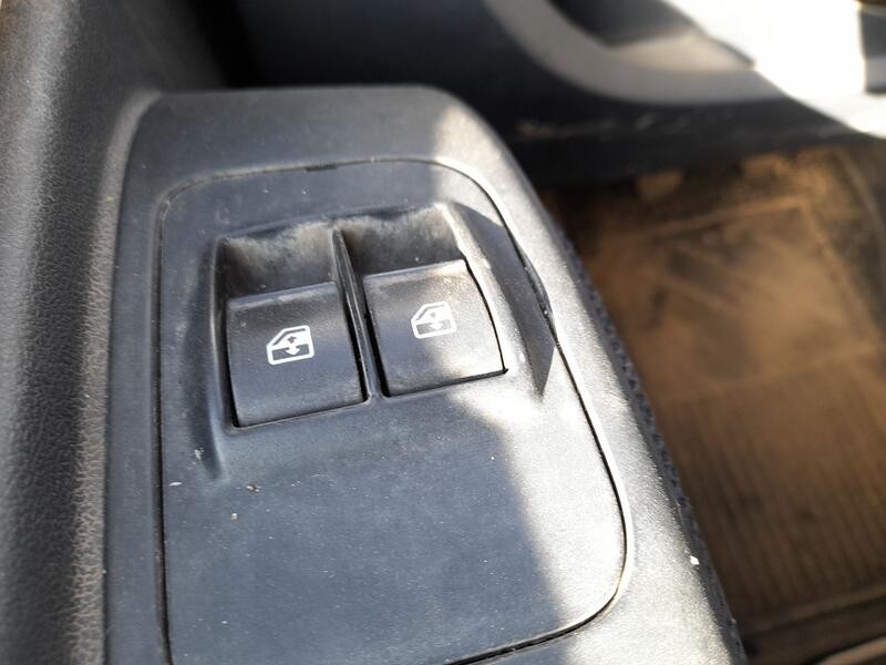 Recambio de mando elevalunas delantero izquierdo para fiat qubo (225_) 1.3 d multijet (225cxb1a, 225axb1a, 225cxb11, 225axb11,..