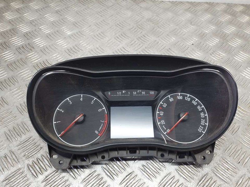 Recambio de cuadro instrumentos para opel corsa e edition referencia OEM IAM 39007358 367030224 
