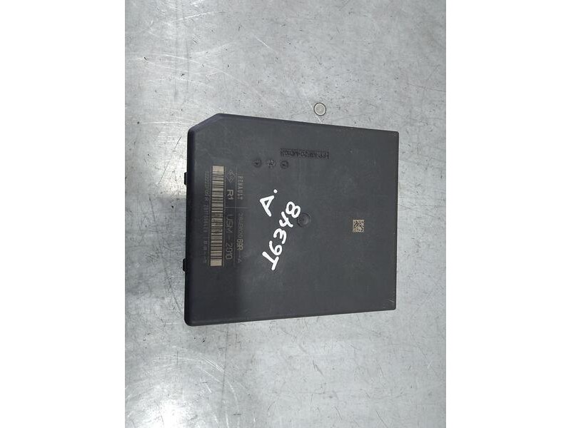 Recambio de caja reles / fusibles para renault scenic iii dynamique referencia OEM IAM 284b62069r  