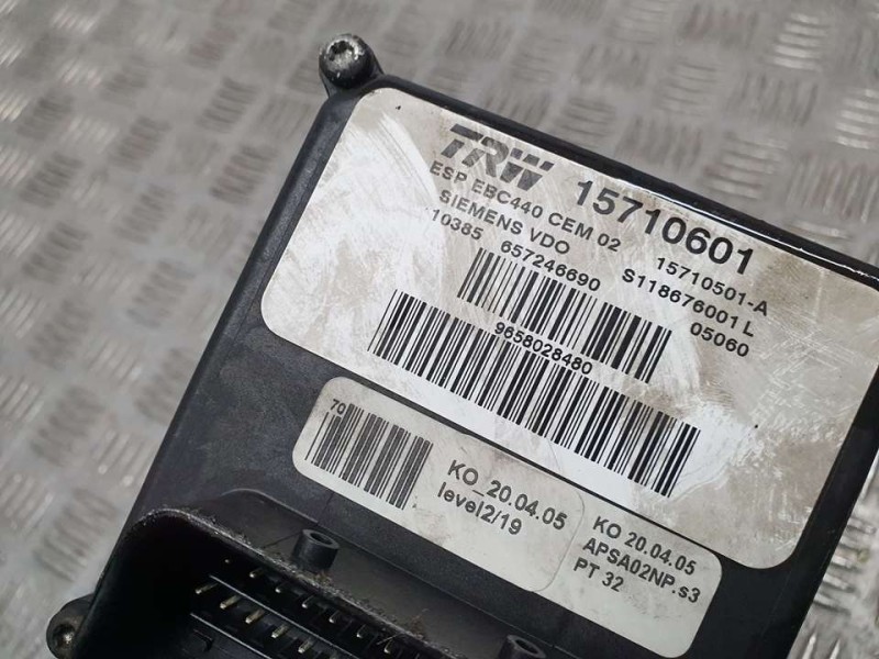 Recambio de abs para peugeot 407 st confort referencia OEM IAM 15710601 S118676001 SIEMENS