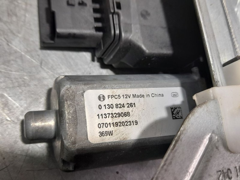 Recambio de elevalunas trasero izquierdo para peugeot 2008 (--.2013) signature 1.5 hdi 100 cv referencia OEM IAM 1137329068  ELE