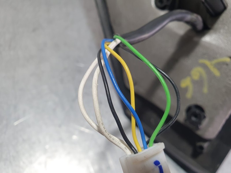 Recambio de retrovisor derecho para dacia dokker ambiance referencia OEM IAM SIN REF  ELECTRICO 7 CABLES