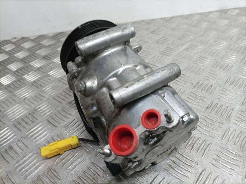 Recambio de compresor aire acondicionado para peugeot 307 break / sw (s1) break xs referencia OEM IAM 72440456 3405811727 MAHLE