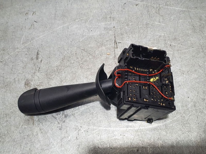 Recambio de mando limpia para dacia lodgy ambiance referencia OEM IAM   