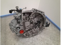 Recambio de caja cambios para peugeot 208 access referencia OEM IAM 20A704 1099736 5VELOCIDADES