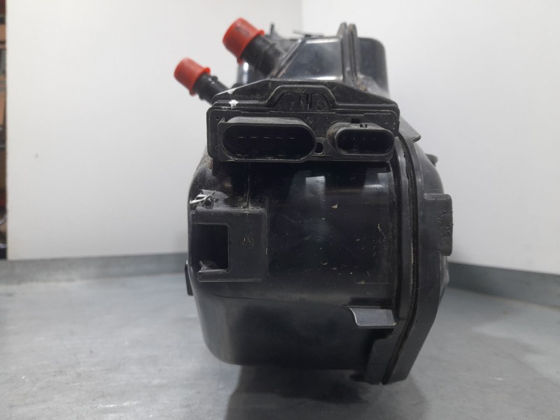 Recambio de deposito adblue para seat ateca (kh7) xperience referencia OEM IAM 5Q0131969G  