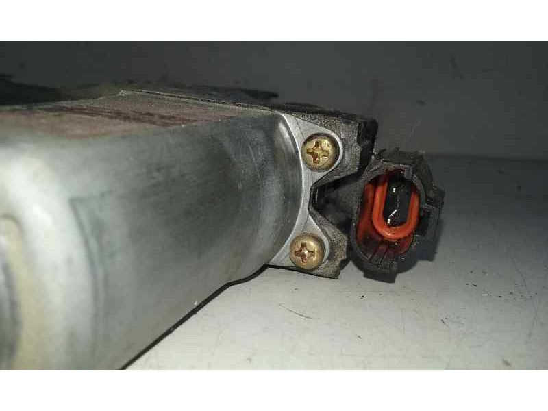 Recambio de elevalunas delantero derecho para chevrolet kalos 1.4 se referencia OEM IAM  2 PINS ELECTRICO