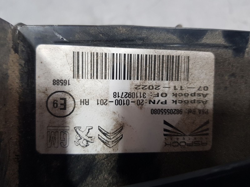 Recambio de piloto trasero derecho para toyota proace city verso monospace (bky_) 1.5 d-4d 100 (bkymd) referencia OEM IAM 982055