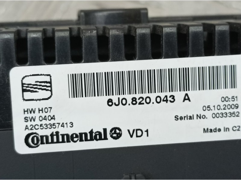 Recambio de mando climatizador para seat ibiza (6j5) reference referencia OEM IAM 6J0820043A A2C53357413 CONTINENTAL