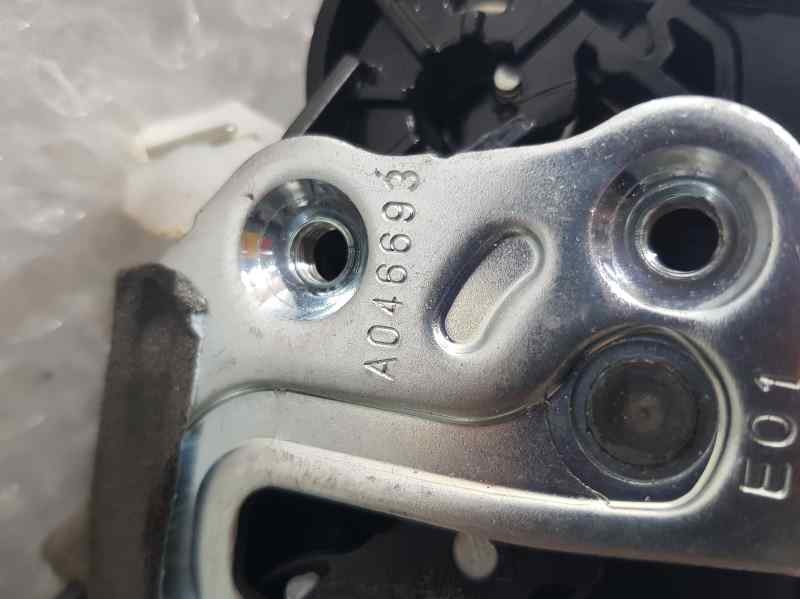 Recambio de cerradura puerta delantera derecha para lexus es 300h referencia OEM IAM A046693  8 PINS