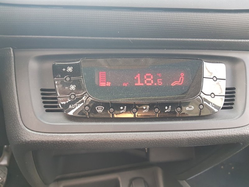 Recambio de mando climatizador para seat ibiza (6j5) reference referencia OEM IAM 6J0820043A A2C53357413 CONTINENTAL