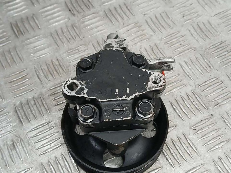 Recambio de bomba direccion para kia sportage ex referencia OEM IAM 571002E200  