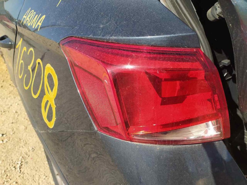 Recambio de piloto trasero izquierdo exterior para seat arona style edition referencia OEM IAM 6F9945095B  EXTERIOR