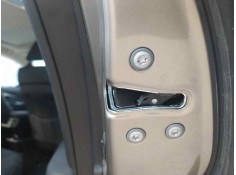 CERRADURA PUERTA TRASERA DERECHA 6905048080 