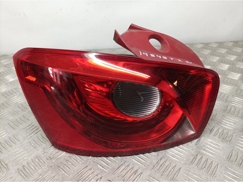 Recambio de piloto trasero izquierdo para seat ibiza (6j5) reference referencia OEM IAM 6J4945095C  TOCADO