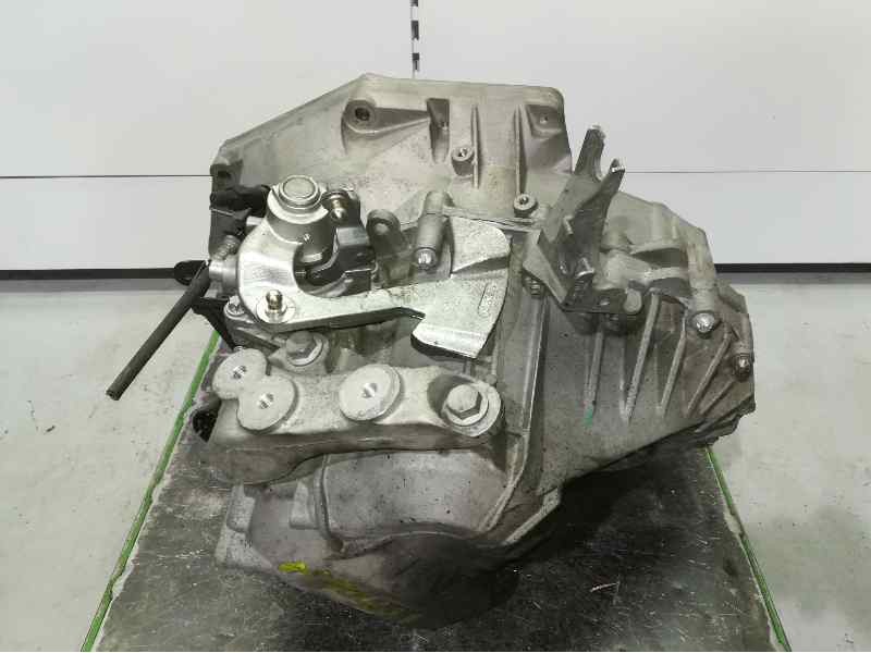 Recambio de caja cambios para opel insignia berlina essentia referencia OEM IAM 55577502  6VELOCIDADES