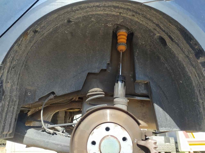 Recambio de plastico pase rueda tras. izq. para seat arona style edition referencia OEM IAM 6F9810969D  