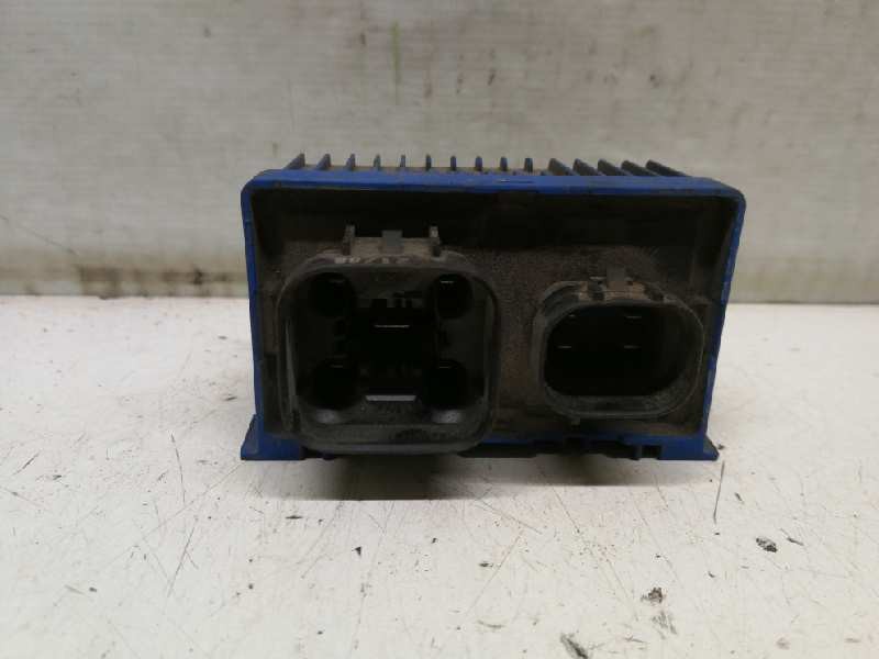 Recambio de caja precalentamiento para opel corsa d catch me referencia OEM IAM 55557760  