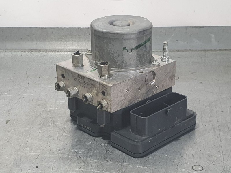Recambio de abs para nissan qashqai (j11) n-tec referencia OEM IAM 476604EA1E  