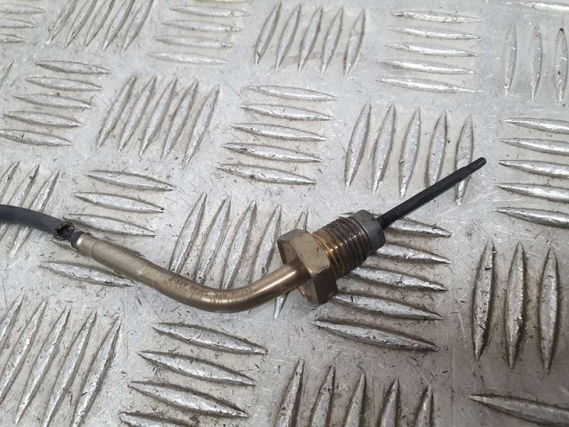 Recambio de sensor para skoda fabia combi active referencia OEM IAM 04L906088  