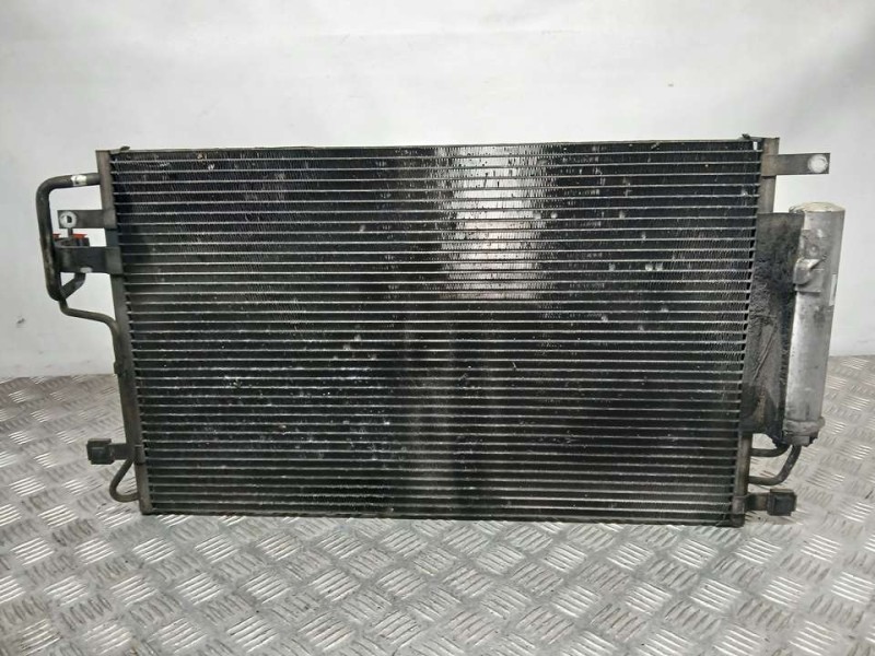 Recambio de condensador / radiador aire acondicionado para kia sportage ex referencia OEM IAM 301730630  