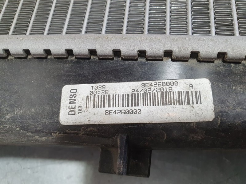 Recambio de radiador agua para opel combo d cargo l2h1 2,4t referencia OEM IAM 8E4260000 DENSO 