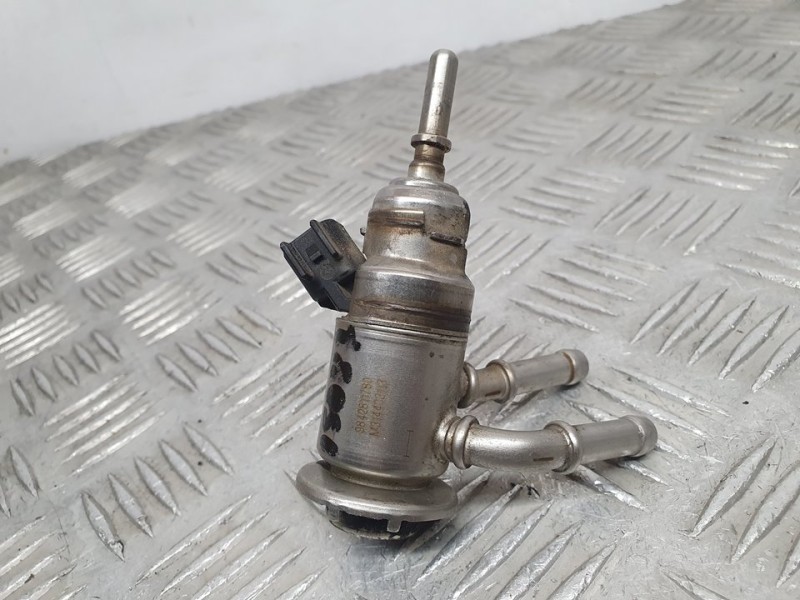 Recambio de inyector adblue para peugeot expert furgón pro standar referencia OEM IAM 9842811780 A3C00216200 