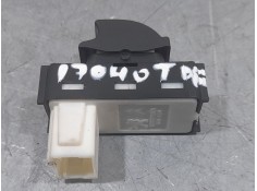 MANDO ELEVALUNAS TRASERO DERECHO 98044803ZD00 21720 