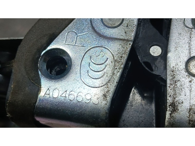 Recambio de cerradura puerta delantera derecha para lexus is ii (_e2_) 250 (gse20) referencia OEM IAM 6903053090  A046693