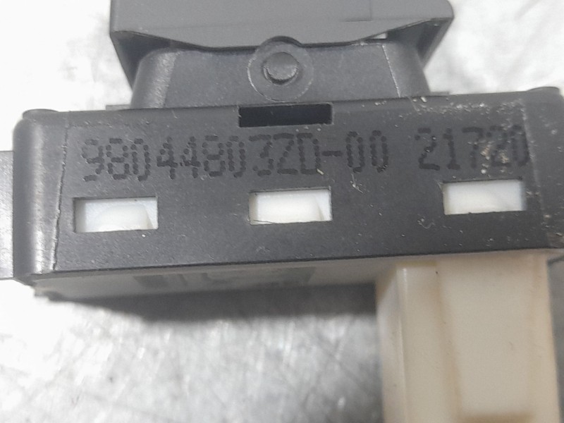 Recambio de mando elevalunas trasero derecho para seat toledo ii (1m2) 1.9 tdi referencia OEM IAM 98044803ZD00 21720 