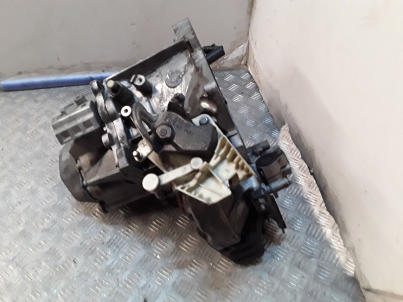 Recambio de caja cambios para citroën c3 picasso (sh_) 1.6 hdi referencia OEM IAM 20DP58 5VELOCIDADES 