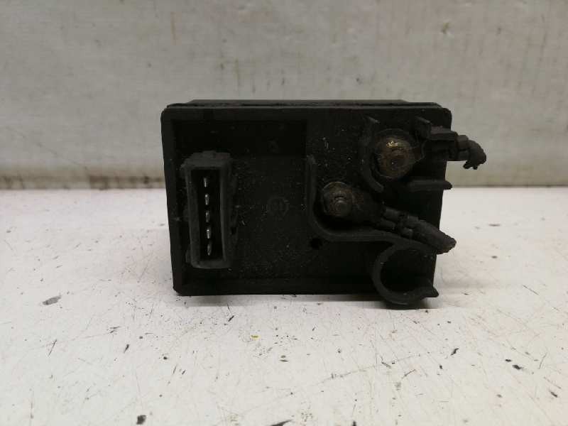 Recambio de caja precalentamiento para peugeot 306 berlina 3/4/5 puertas (s2) 1.9 turbodiesel cat referencia OEM IAM 281003005  