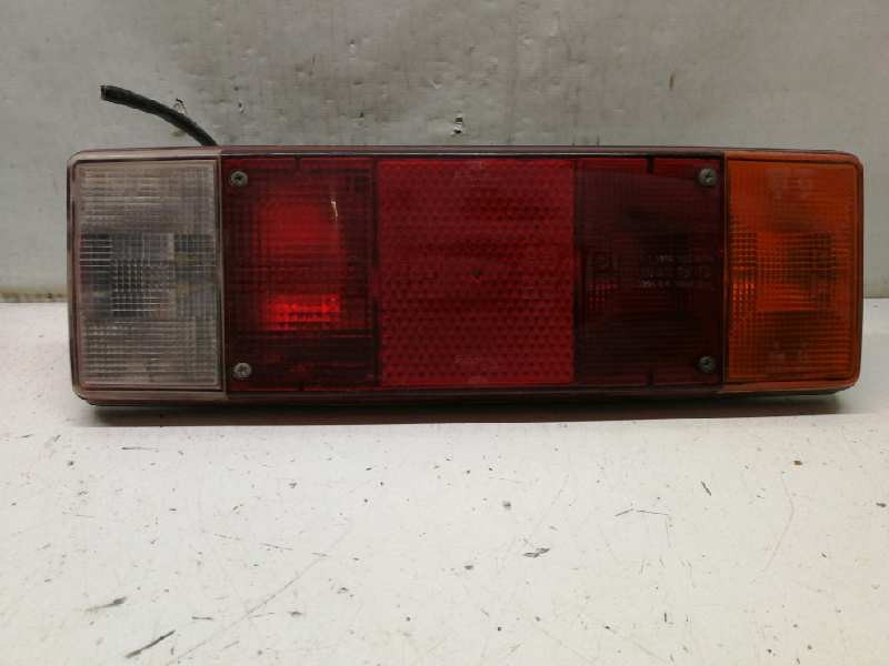 Recambio de piloto trasero derecho para universal accesorio - referencia OEM IAM  UNIVERSAL RINDER