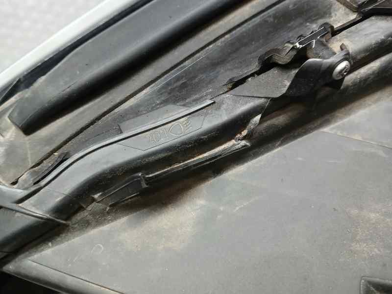 Recambio de faro derecho para lexus es 300h referencia OEM IAM 36184R  XENON SOPORTE ROTO