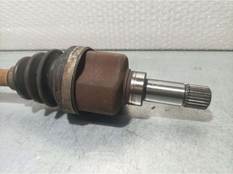 Recambio de transmision delantera izquierda para citroën c3 1.4 hdi 16v exclusive referencia OEM IAM 3272EX  SIN REFERENCIA