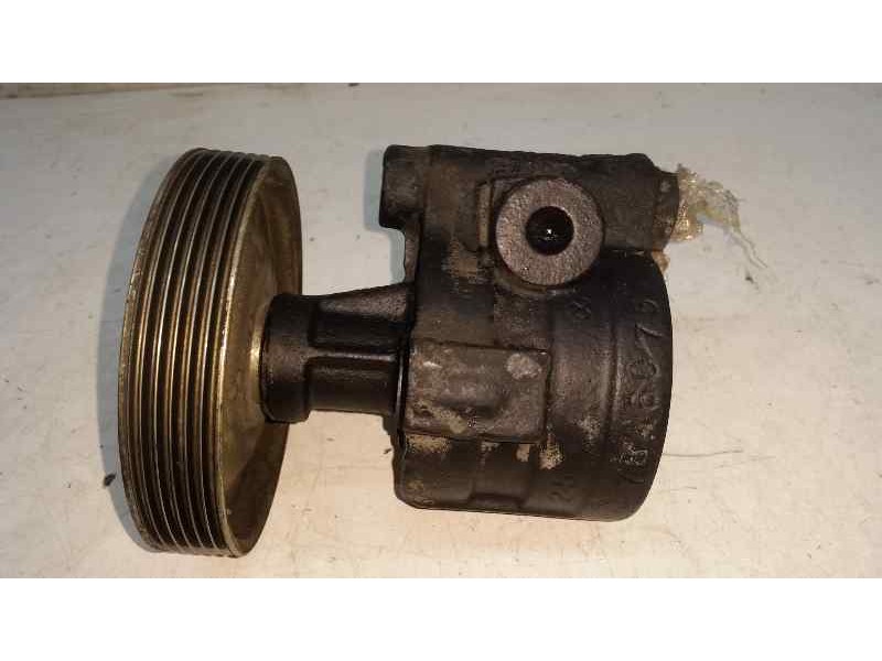 Recambio de bomba direccion para renault 19 chamade gtd referencia OEM IAM 7846075  