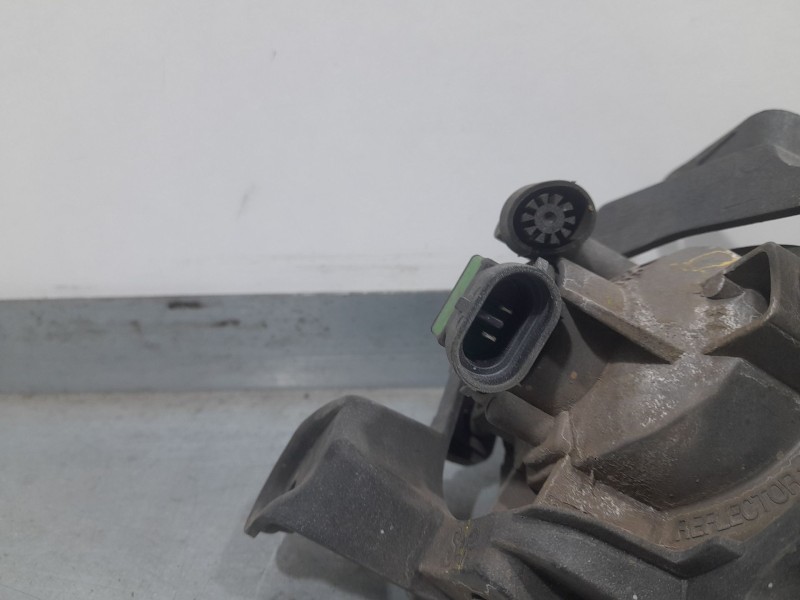 Recambio de faro antiniebla izquierdo para mazda 2 (de_, dh_) 1.5 (de5fs) referencia OEM IAM D65151690A  