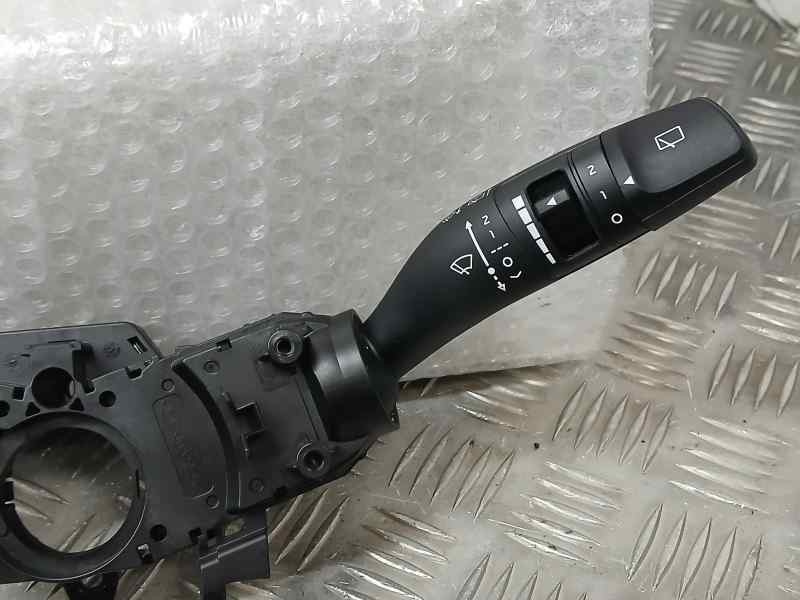 Recambio de mando luces y limpia para kia stonic (ybcuv) concept referencia OEM IAM 93403D4952  