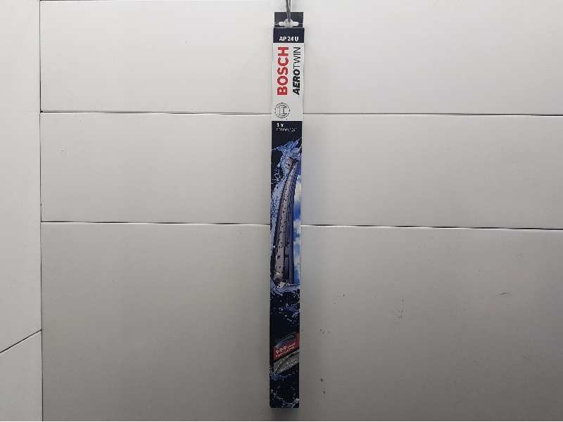 Recambio de escobilla limpia para volkswagen golf iv berlina (1j1) referencia OEM IAM AP24U  BOSCH AP24U