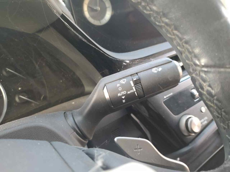 Recambio de mando luces y limpia para lexus es 300h referencia OEM IAM 8432911030 8432911030 LUCES    8465211010 LIMPIA 