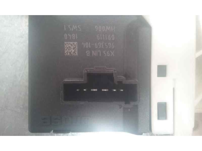 Recambio de motor elevalunas trasero derecho para renault megane iii berlina 5 p dynamique referencia OEM IAM 0130822331 8273000