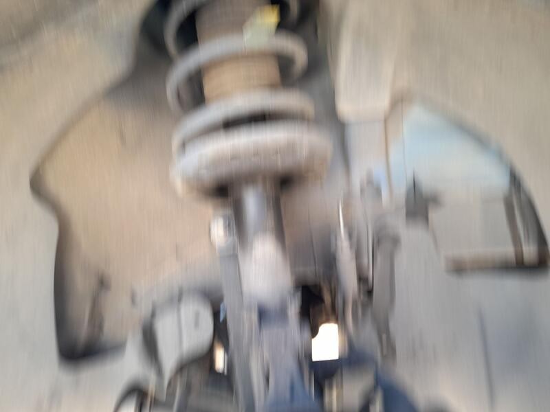 Recambio de amortiguador delantero derecho para chevrolet cruze (j300) 1.6 referencia OEM IAM 13402939  