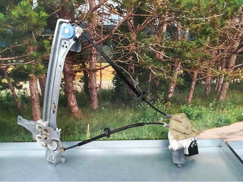 Recambio de elevalunas trasero izquierdo para renault megane iii berlina 5 p dynamique referencia OEM IAM  6 PINS ELECTRICO