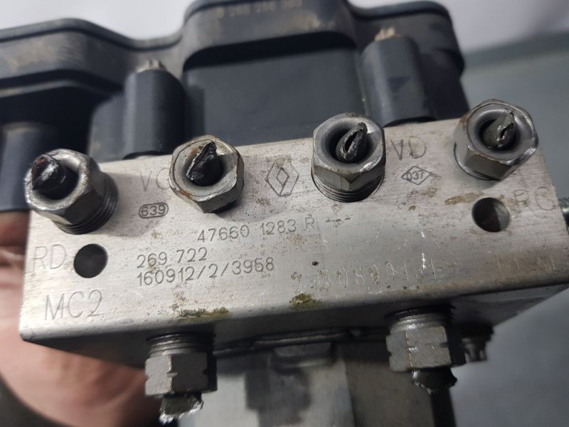 Recambio de abs para renault clio iv expression referencia OEM IAM 476601283R 269722 BOSCH